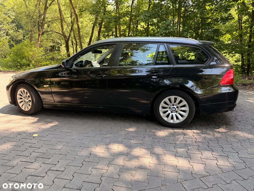 BMW Seria 3 ver-320d-xdrive - 8