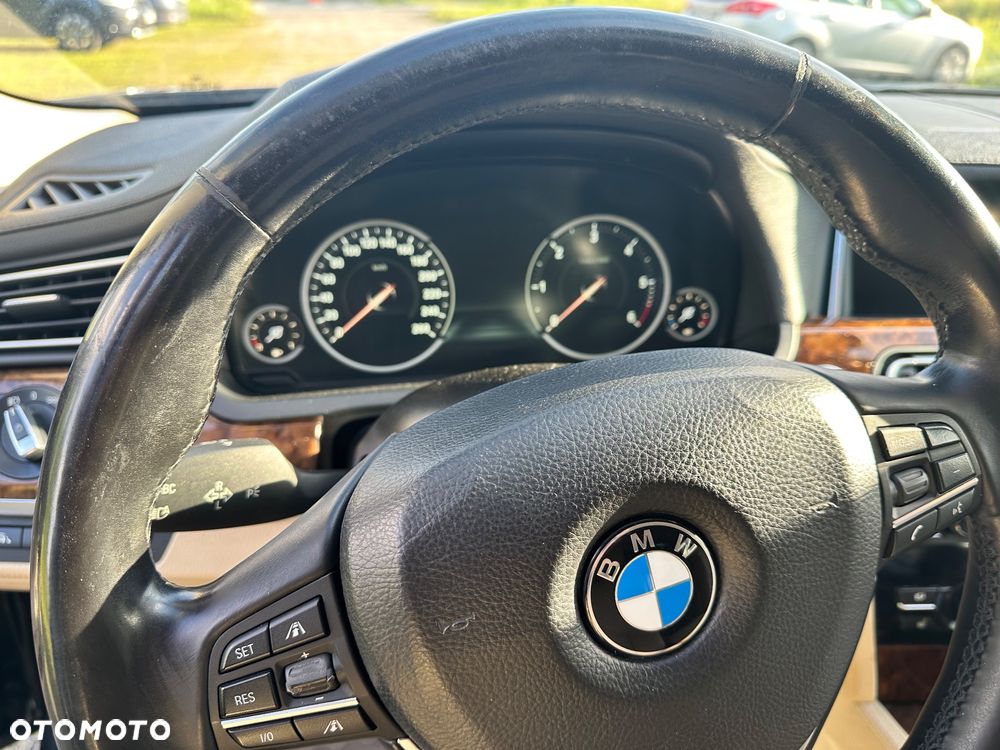 BMW Seria 7 730d xDrive - 14