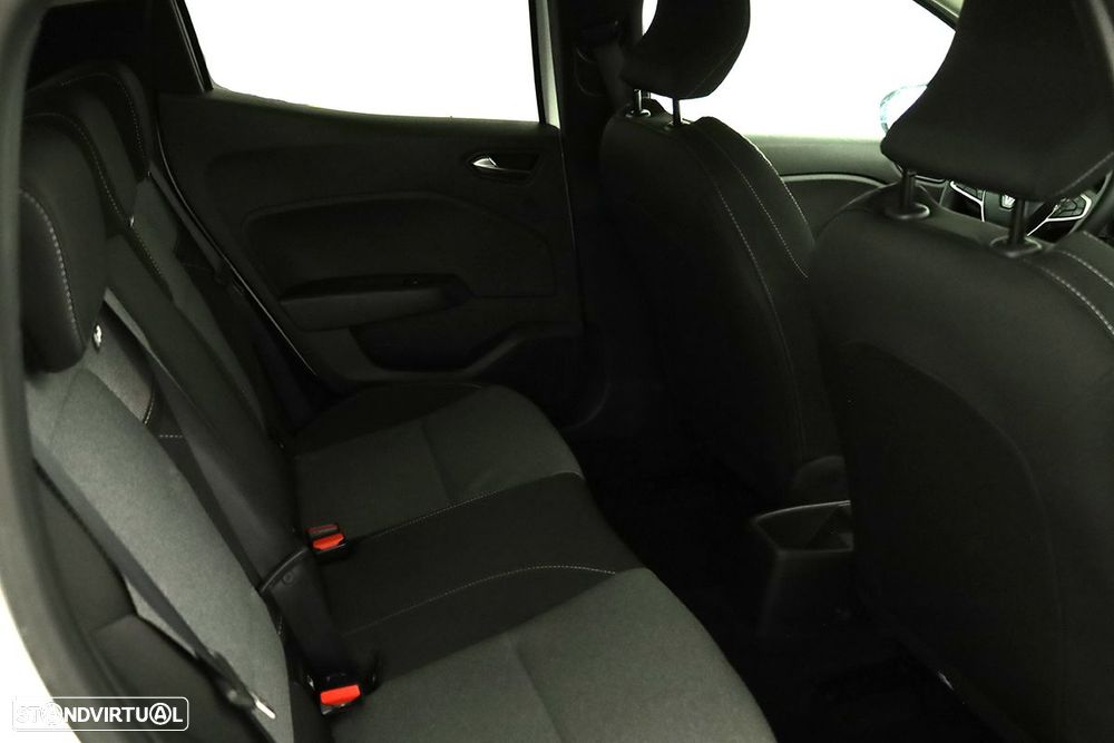 Renault Clio 1.0 TCe Evolution Bi-Fuel - 23