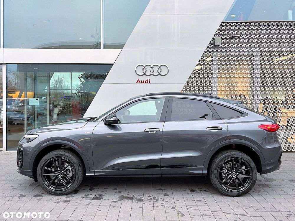 Audi Q5 Sportback - 5