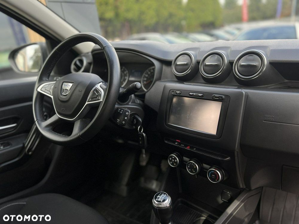 Dacia Duster 1.6 SCe Blackshadow S&S - 20