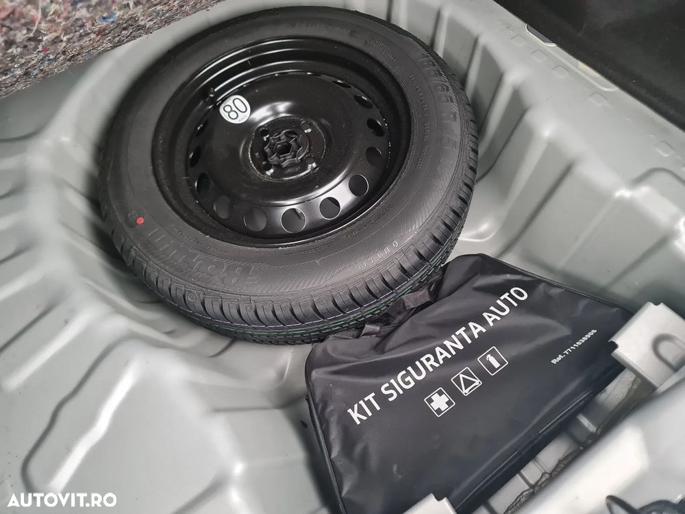 Dacia Logan TCe 90 MT6 Comfort - 35