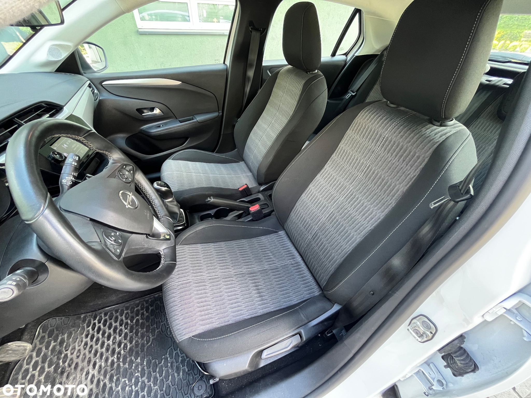 Opel Corsa 1.2 Business S&S - 17