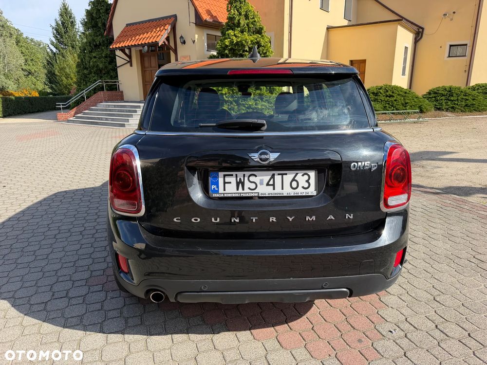 MINI Countryman One D - 4