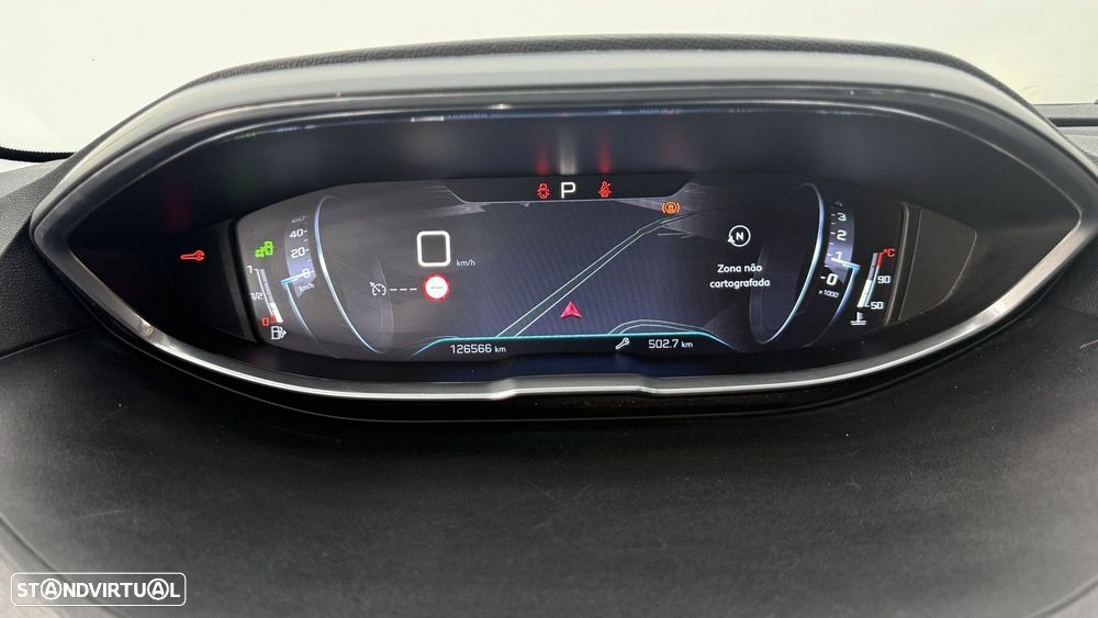 Peugeot 3008 1.2 PureTech Allure Grip Control EAT6 - 26