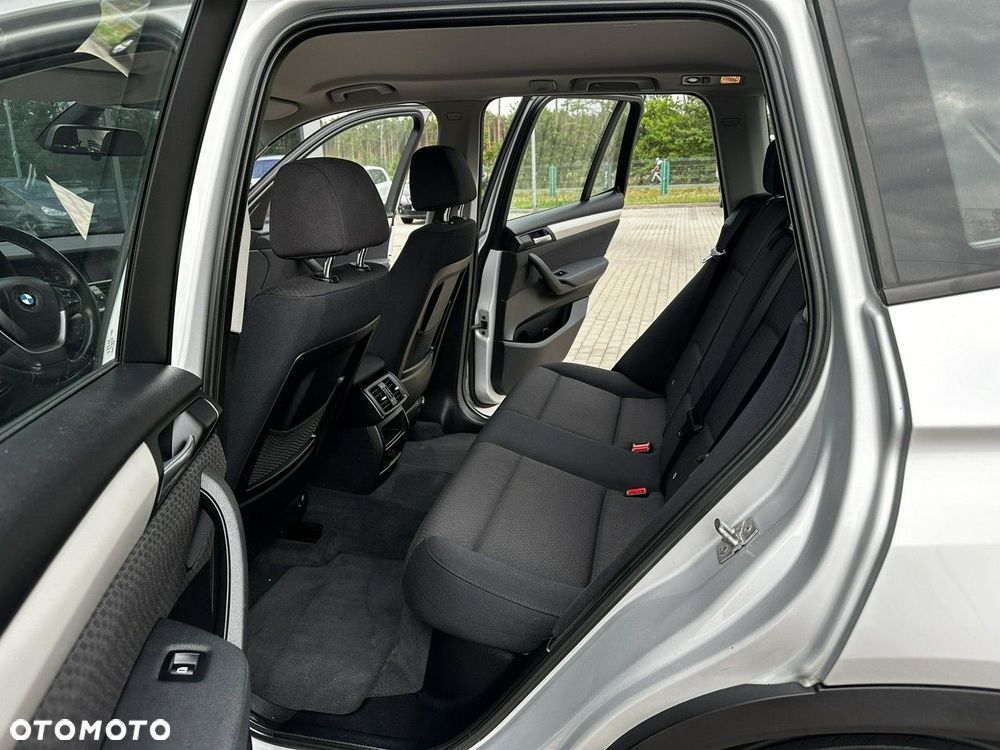 BMW X3 xDrive20d - 12