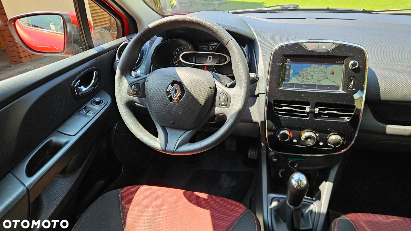Renault Clio - 21