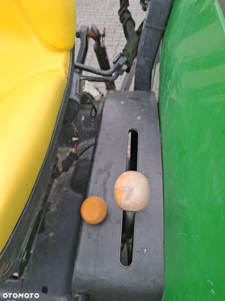 John Deere 4520 eHydro - 12