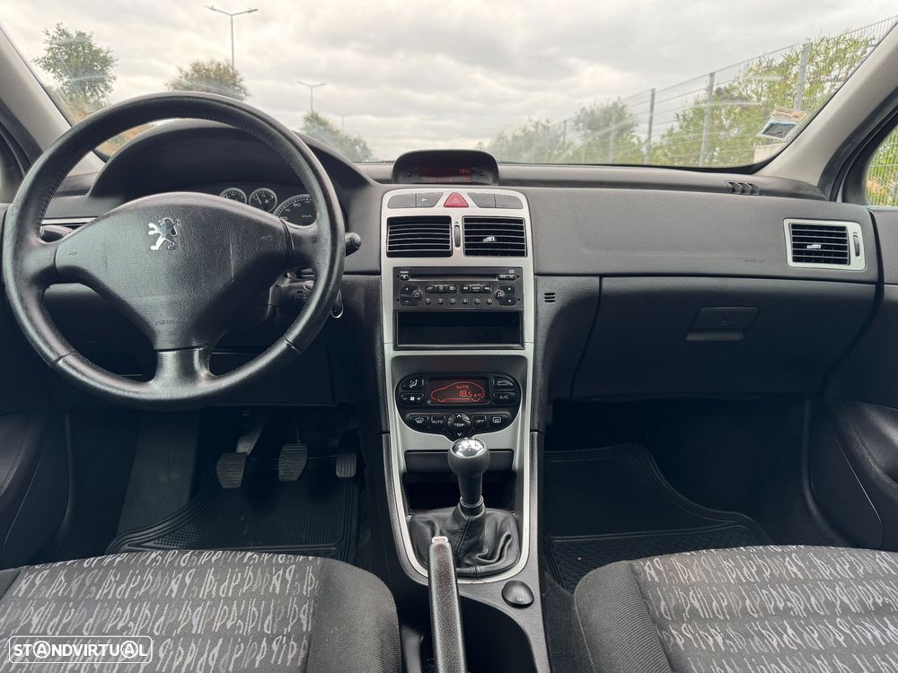 Peugeot 307 1.4 HDi XS Premium - 30