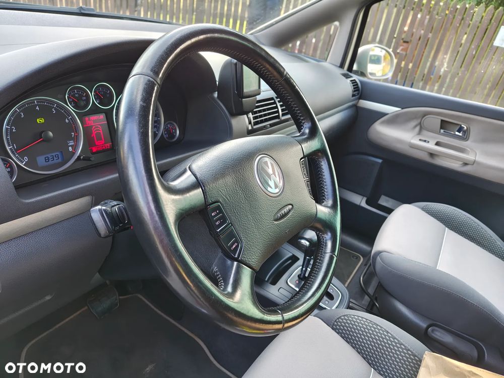Volkswagen Sharan - 33