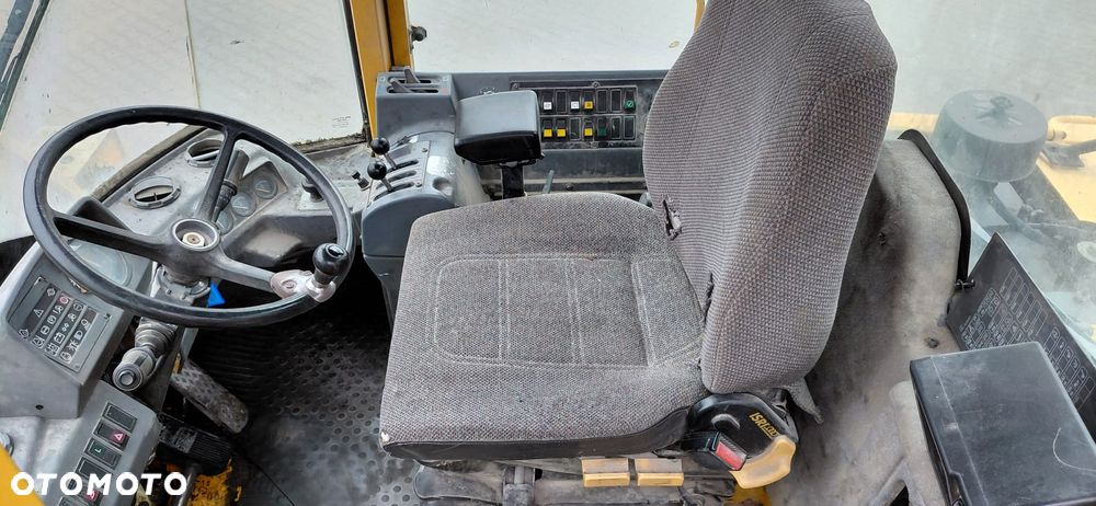 Volvo 50 C (1995r) 45 , 60 L 70 , 80 L 90 - 8