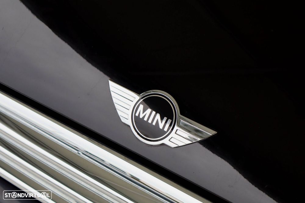 MINI 3 Portas Cooper D Auto - 4