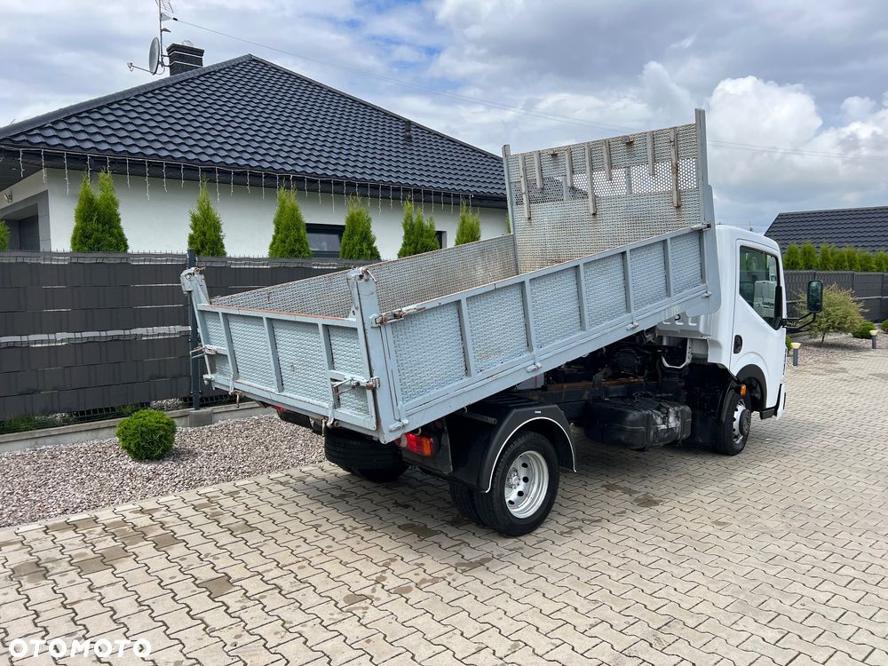 Renault Maxity - 37