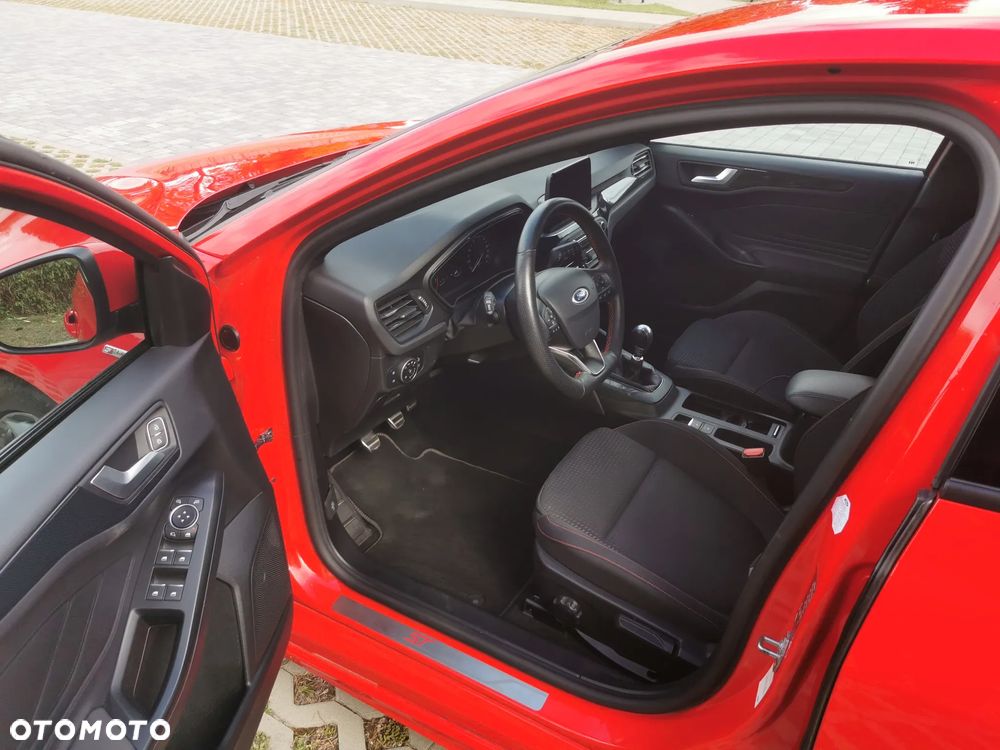 Ford Focus 1.5 EcoBoost STart-Stopp-System ST-LINE - 18
