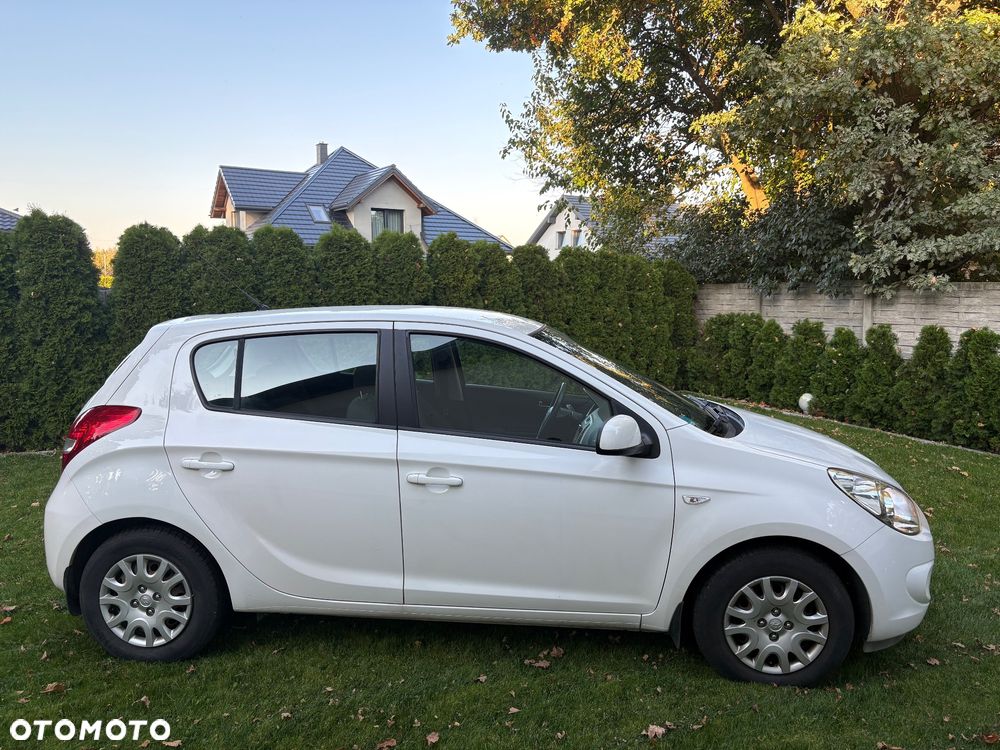 Hyundai I20 2012 photo 4