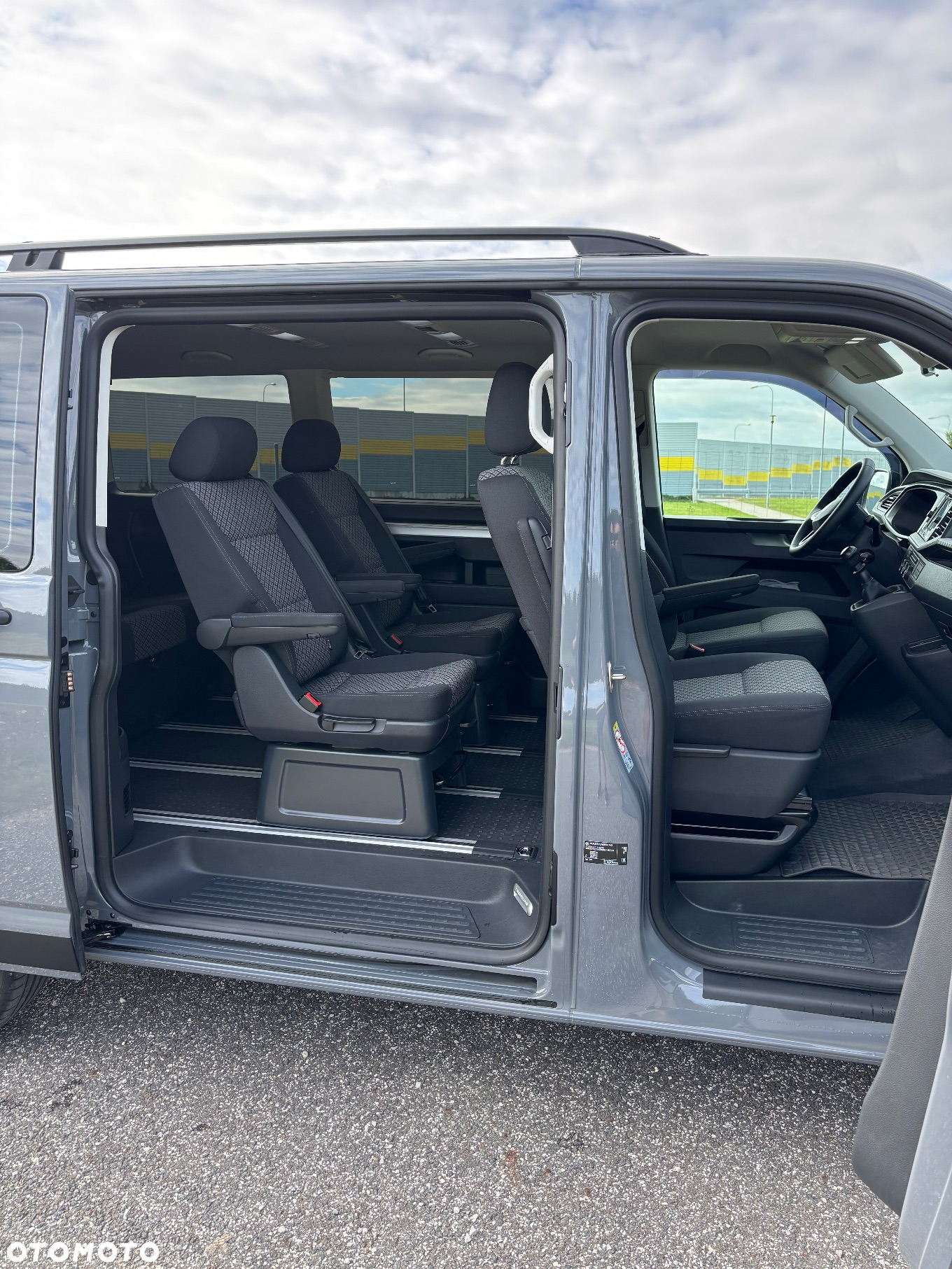 Volkswagen Multivan 6.1 2.0 TDI L1 Comfortline - 19
