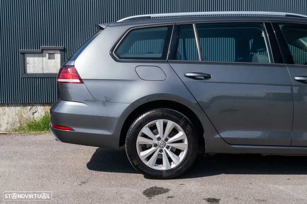VW Golf - 28
