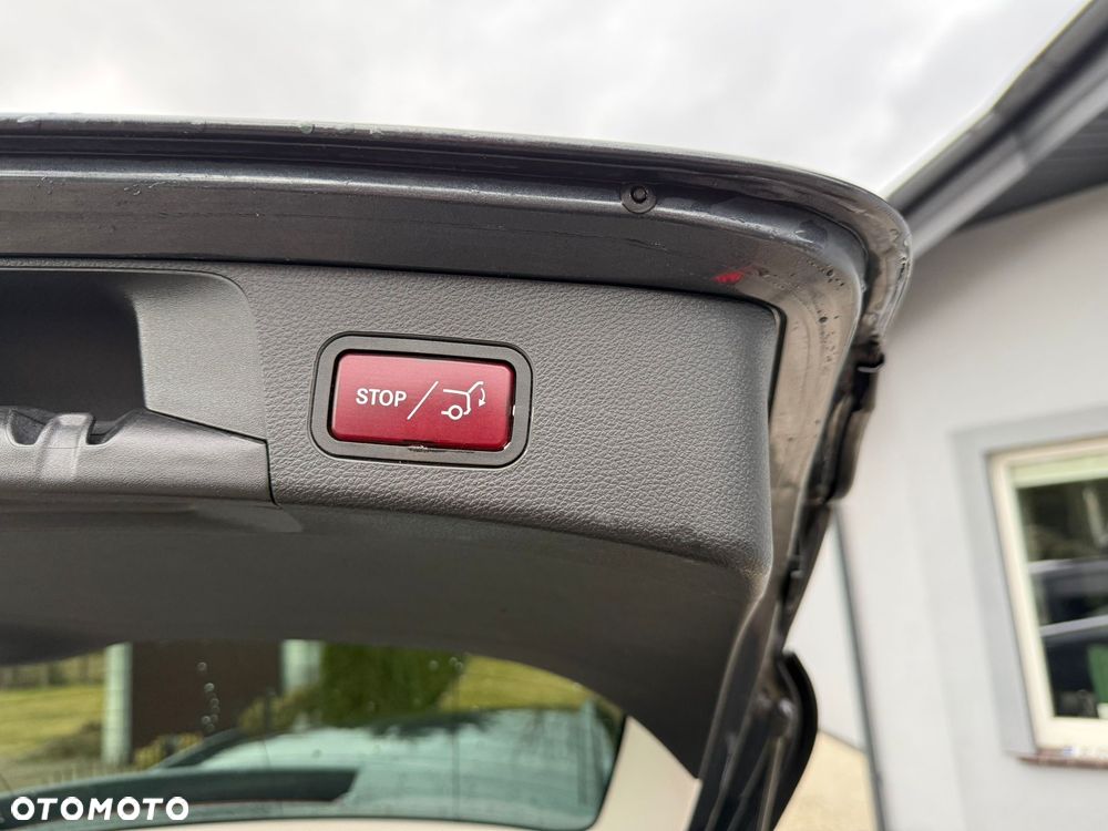 Mercedes-Benz Klasa C 200 (BlueTEC) d 7G-TRONIC Exclusive - 20