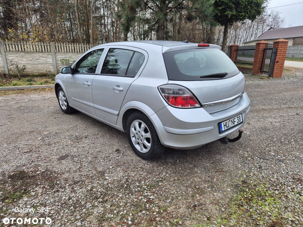 Opel Astra 1.6 - 3