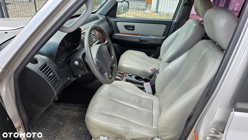 Hyundai Terracan - 10