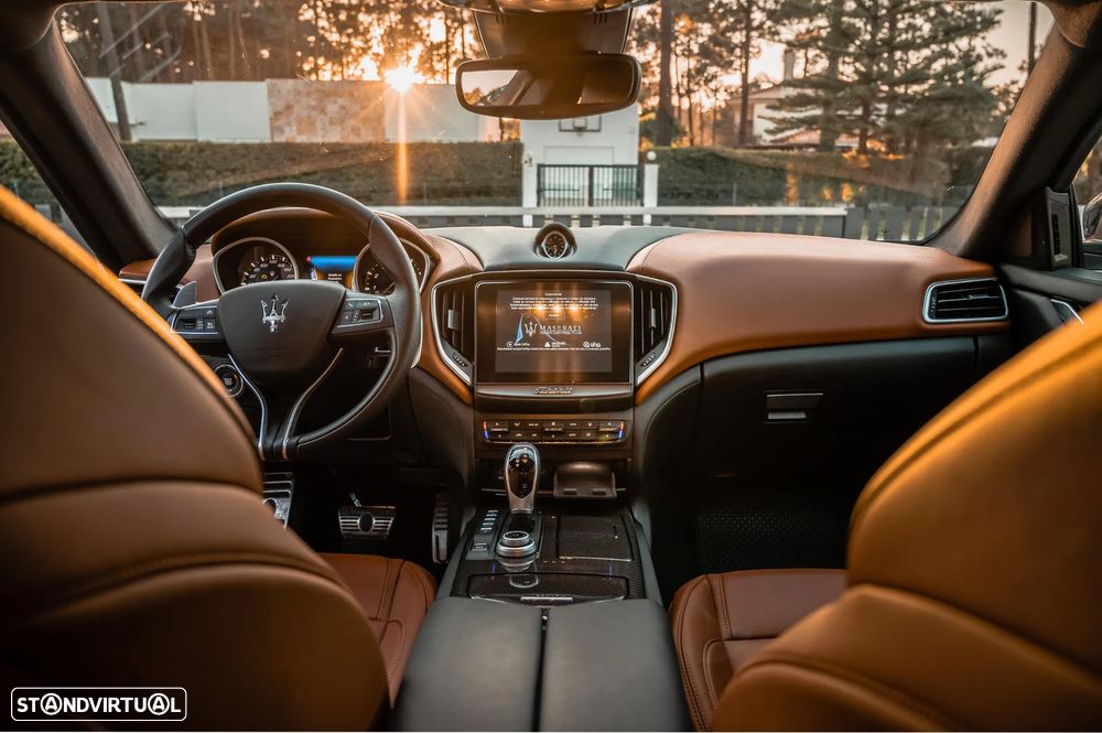 Maserati Ghibli - 13