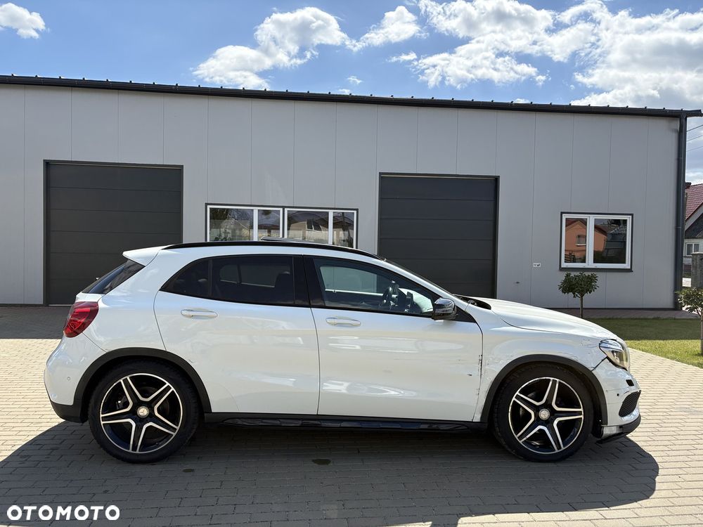 Mercedes-Benz GLA 200 7G-DCT AMG Line - 5