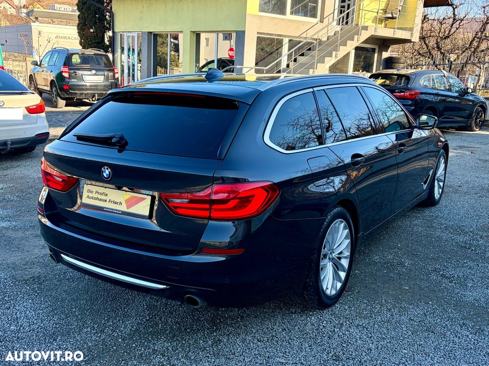 BMW Seria 5 520d xDrive Touring Aut. Luxury Line - 9
