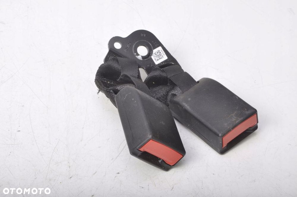 OPEL INSIGNIA II B ZAPINKI PASA 39151545 2018R