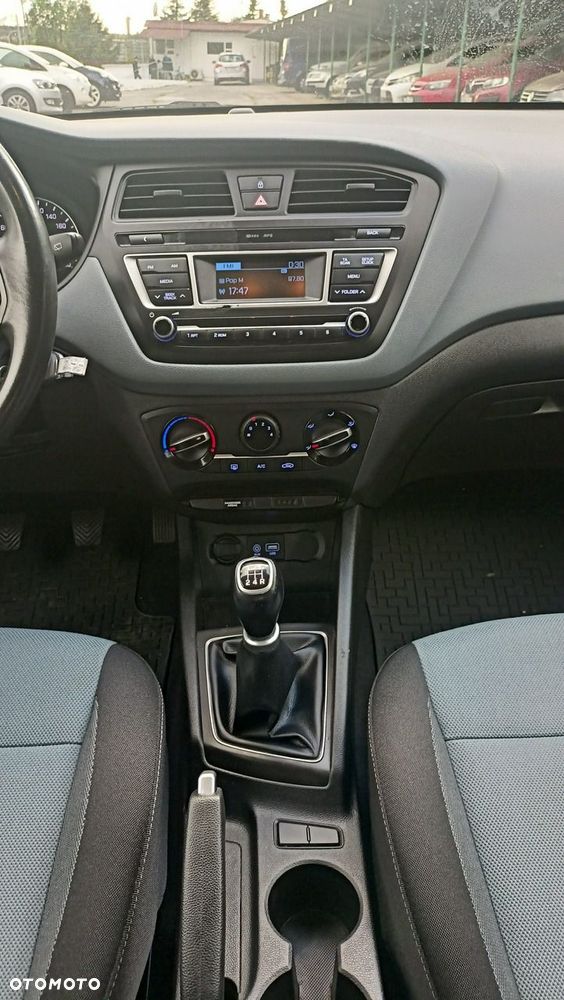 Hyundai i20 1.2 Classic Plus - 26