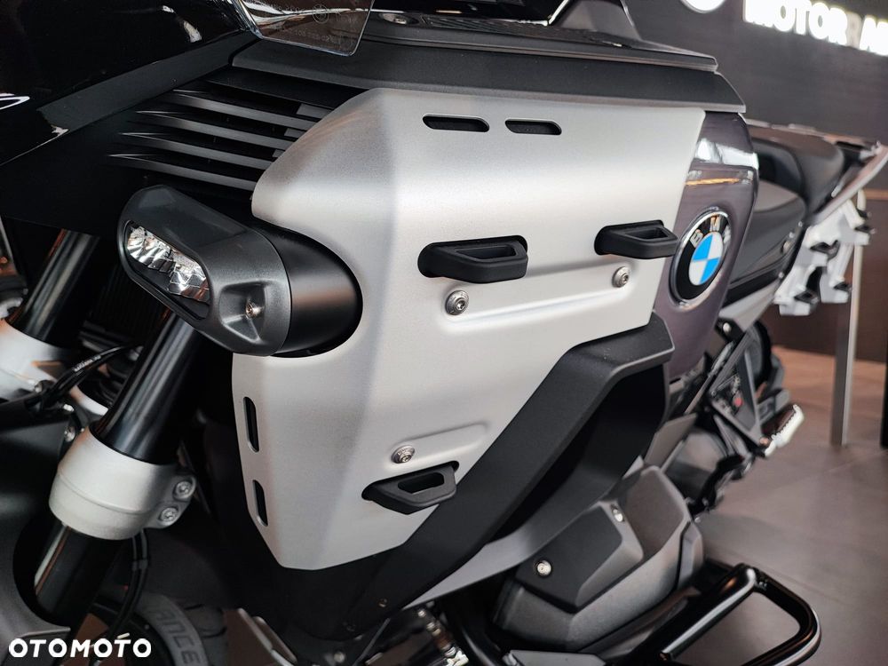 BMW R - 22