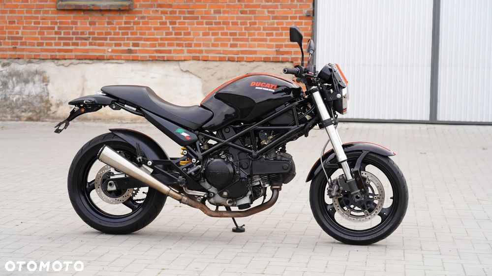 Ducati Monster - 4