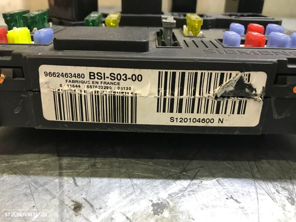 CAIXA DE FUSIVEIS BSI PEUGEOT 407 -/ CITROEN C5 96 S120104600N 9662463480 - 3