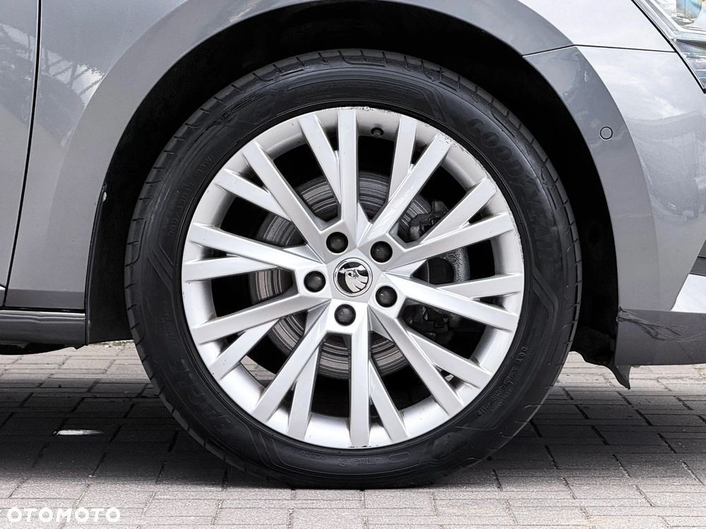 Skoda Superb 2.0 TSI Style DSG - 8