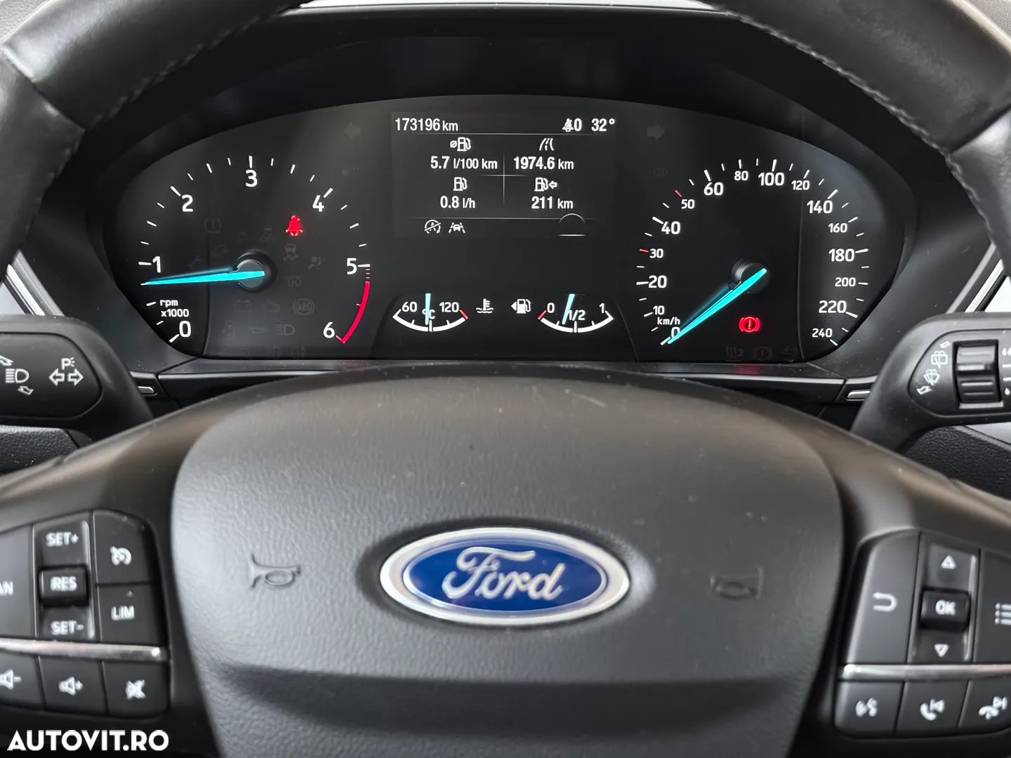 Ford Focus - 13