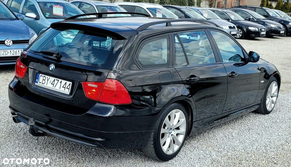 BMW Seria 3 318i - 34