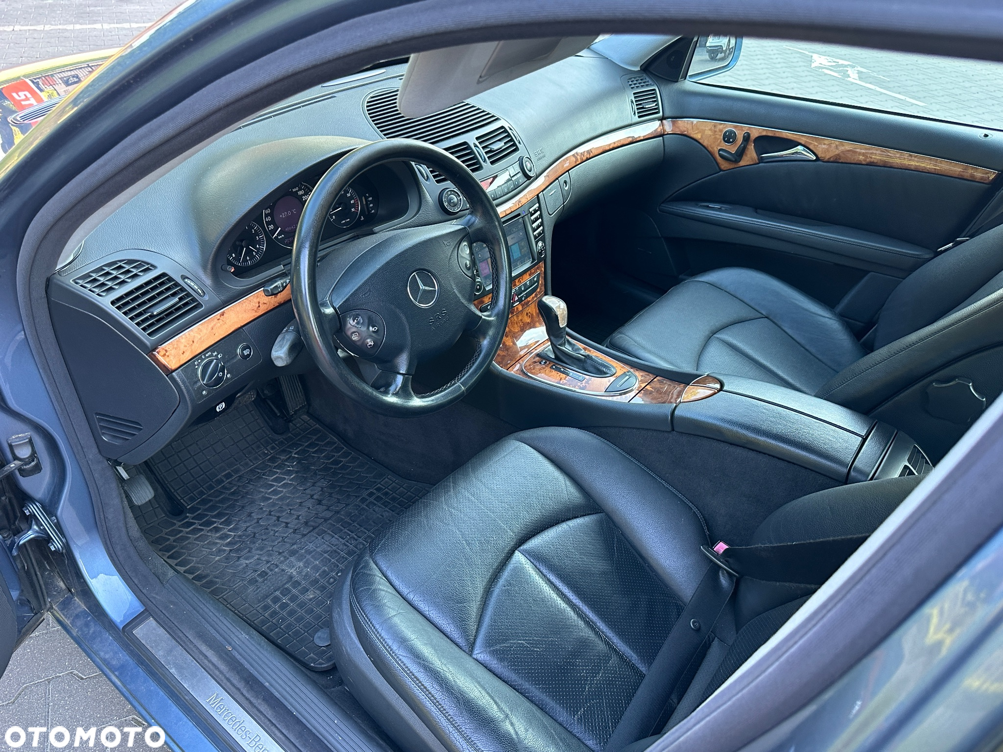 Mercedes-Benz Klasa E 320 4-Matic T Elegance - 8
