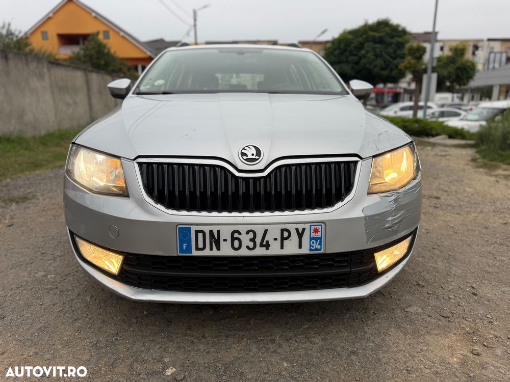 Skoda Octavia 1.6 TDI ACTIVE - 9