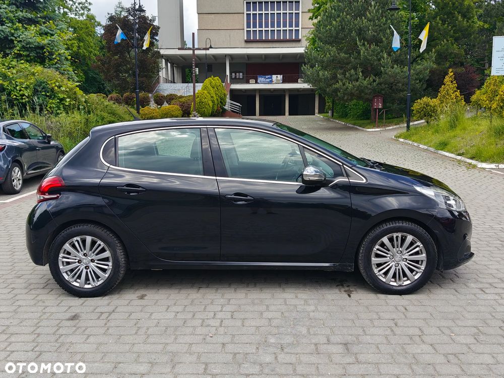 Peugeot 208 1.2 PureTech Style - 2