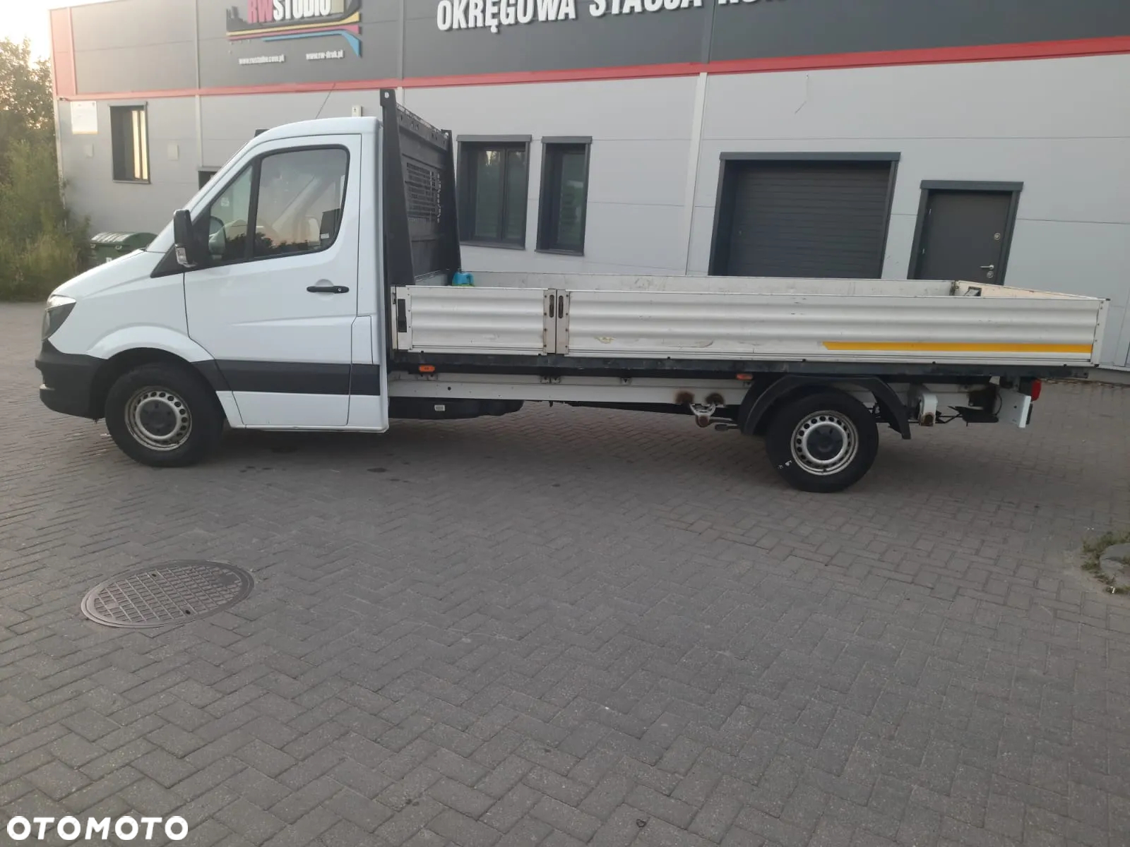 Mercedes-Benz Sprinter - 4