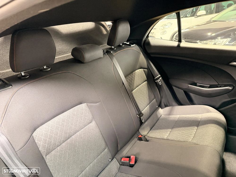 MG MG3 1.5 L Hybrid+ Luxury - 16