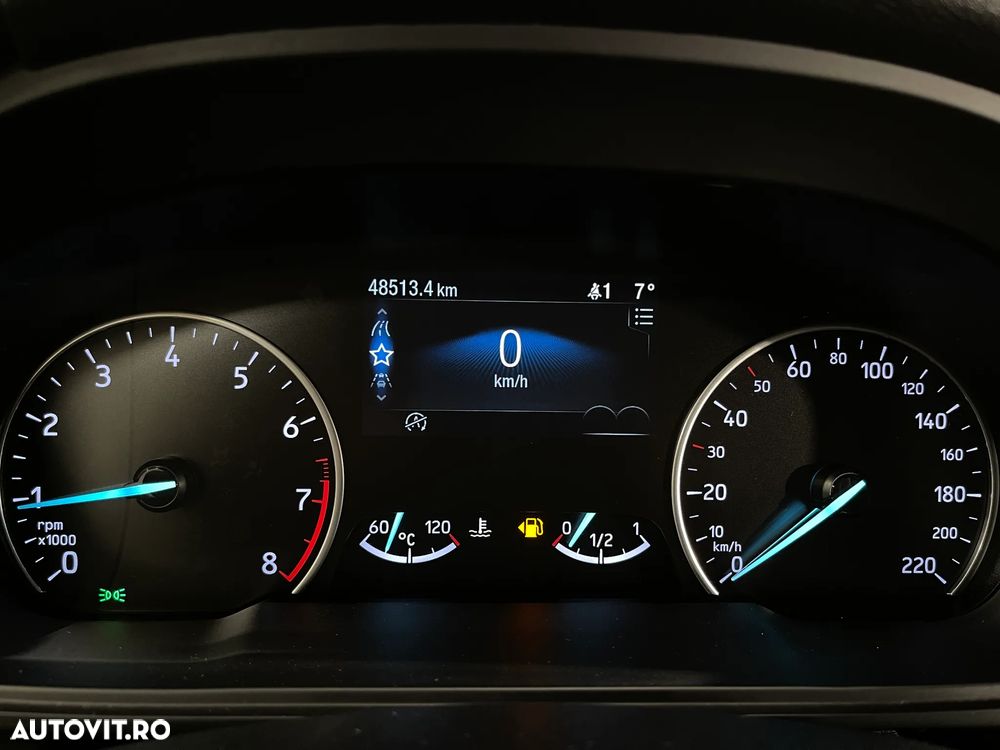 Ford EcoSport 1.0 EcoBoost Titanium - 24