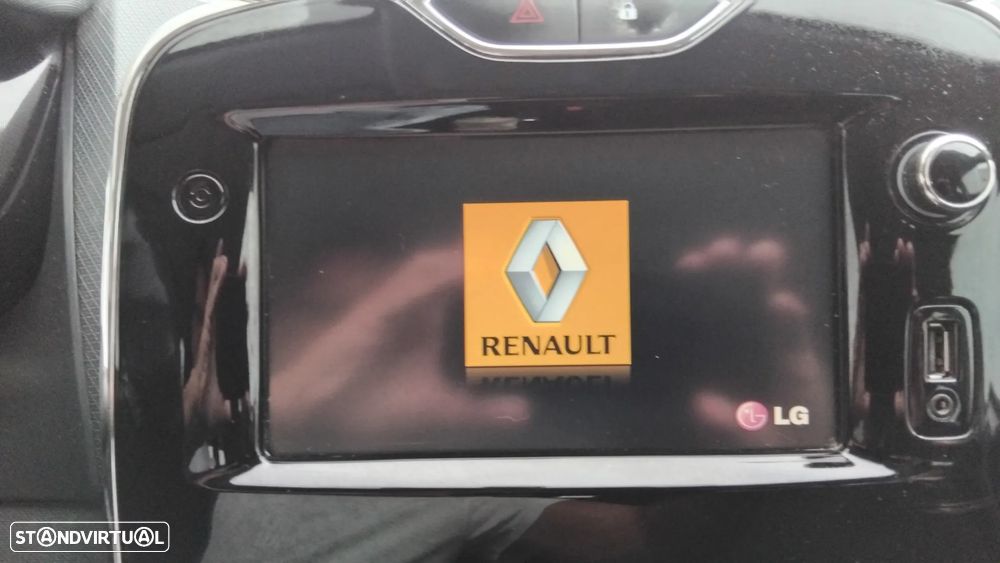 Renault Clio Sport Tourer 1.5 dCi Confort - 11