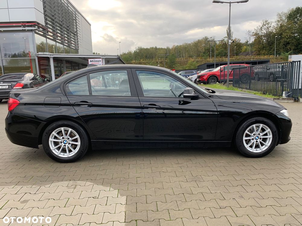 BMW Seria 3 318i Advantage - 4