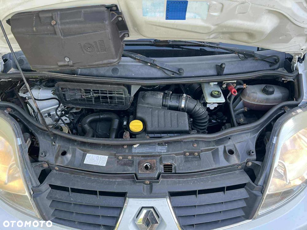Renault Trafic 2.0 dCi 115 FAP Combi L2H1 - 6