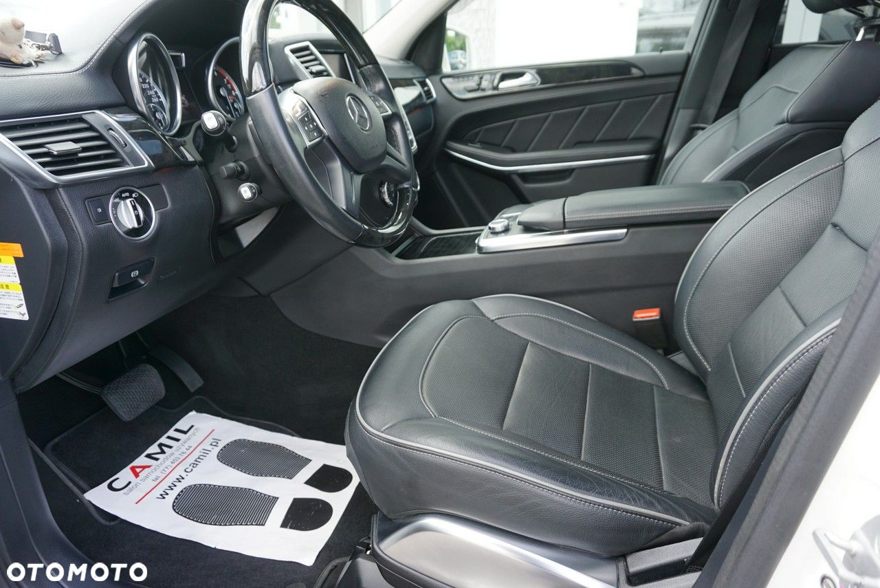 Mercedes-Benz GL - 9