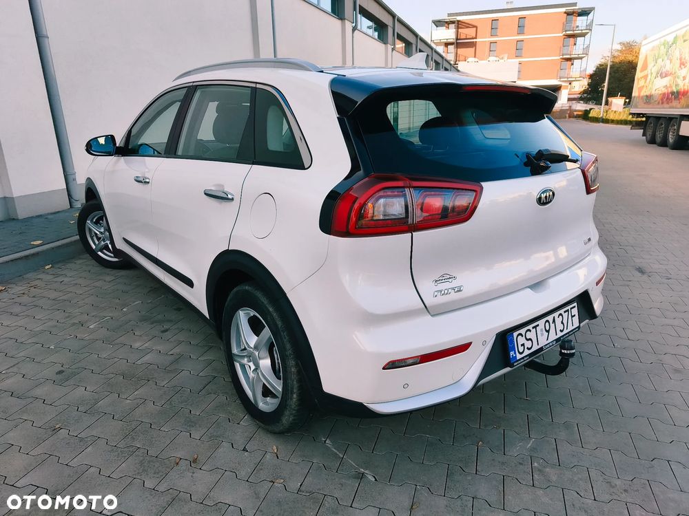 Kia Niro 1.6 GDI Hybrid L - 8