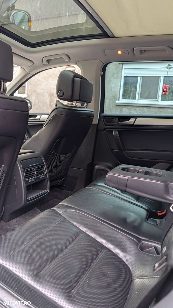 Volkswagen Touareg 3.0 V6 TDI BMT - 9