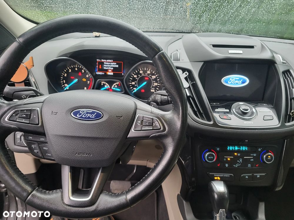 Ford Escape 2.0 EcoBoost FWD Titanium - 23