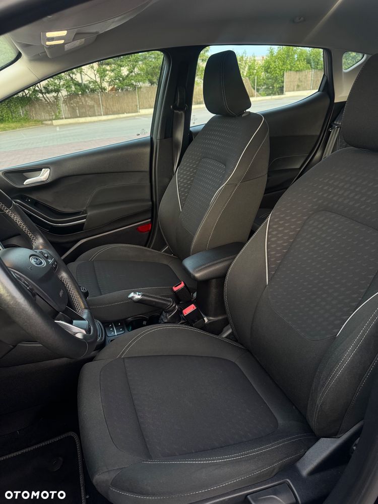 Ford Fiesta 1.0 EcoBoost Titanium - 12
