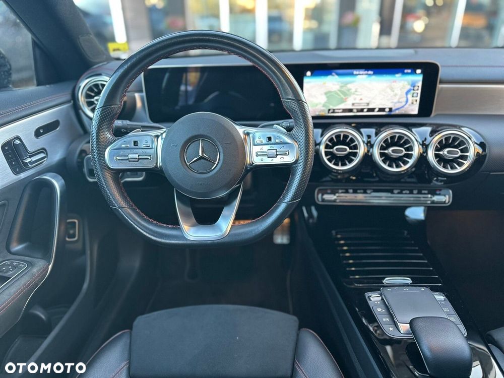Mercedes-Benz CLA 250 AMG Line - 9
